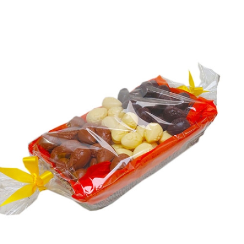 Panier de Pâques avec 2 kg d'oeufs de Pâques en chocolat belge